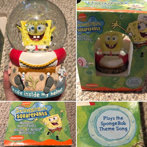 SpongeBob SquarePants Snowglobe